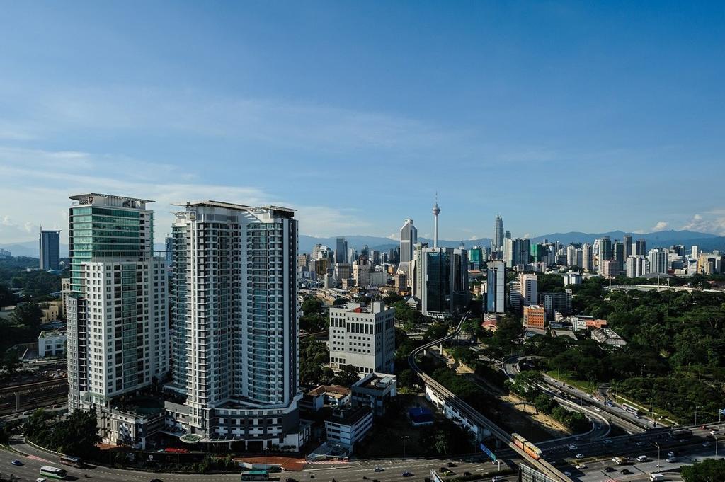 Ramada Plaza Kuala Lumpur Exterior photo