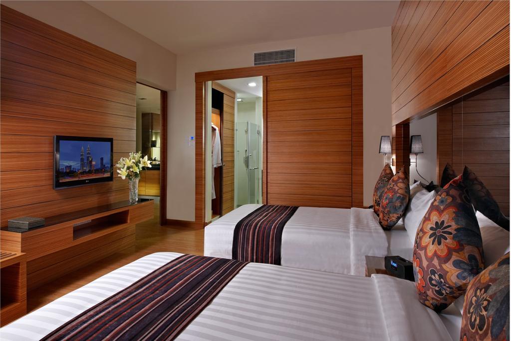 Ramada Plaza Kuala Lumpur Room photo